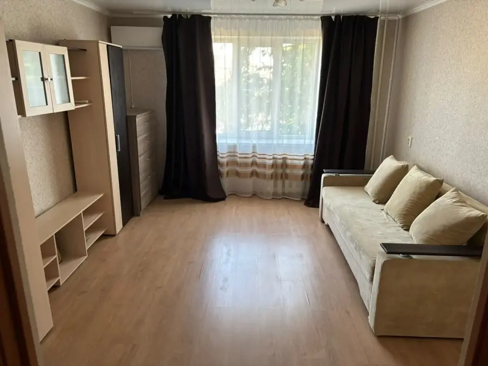 2-комн. квартира, 52 м² в Крымске
