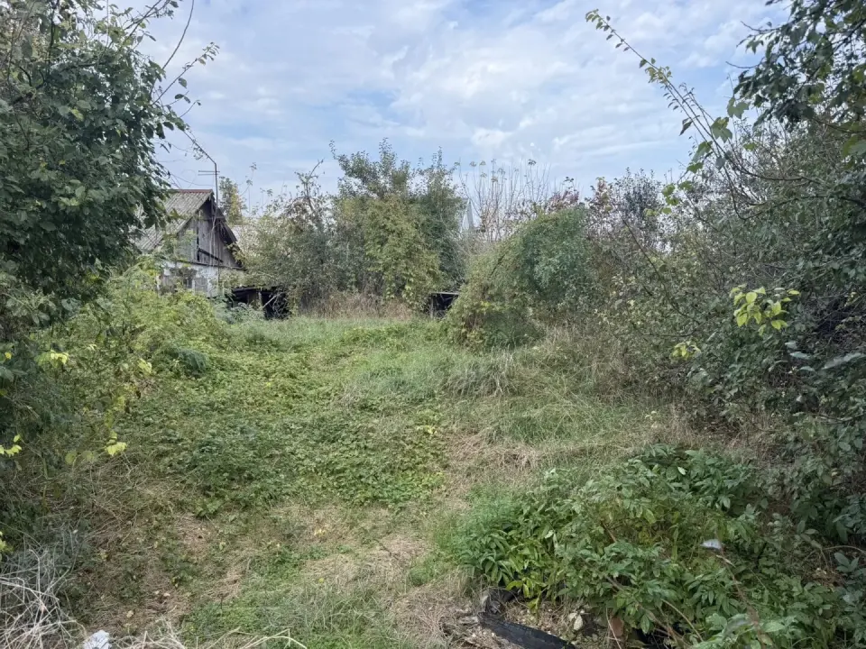Участок, 6,8 сот. в Крымске