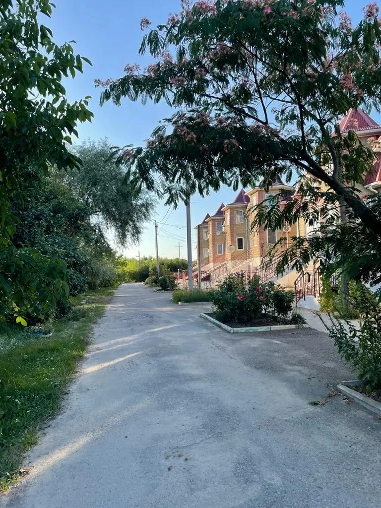 3-этажный дом, 230 м² на 10 сот. в Крымске