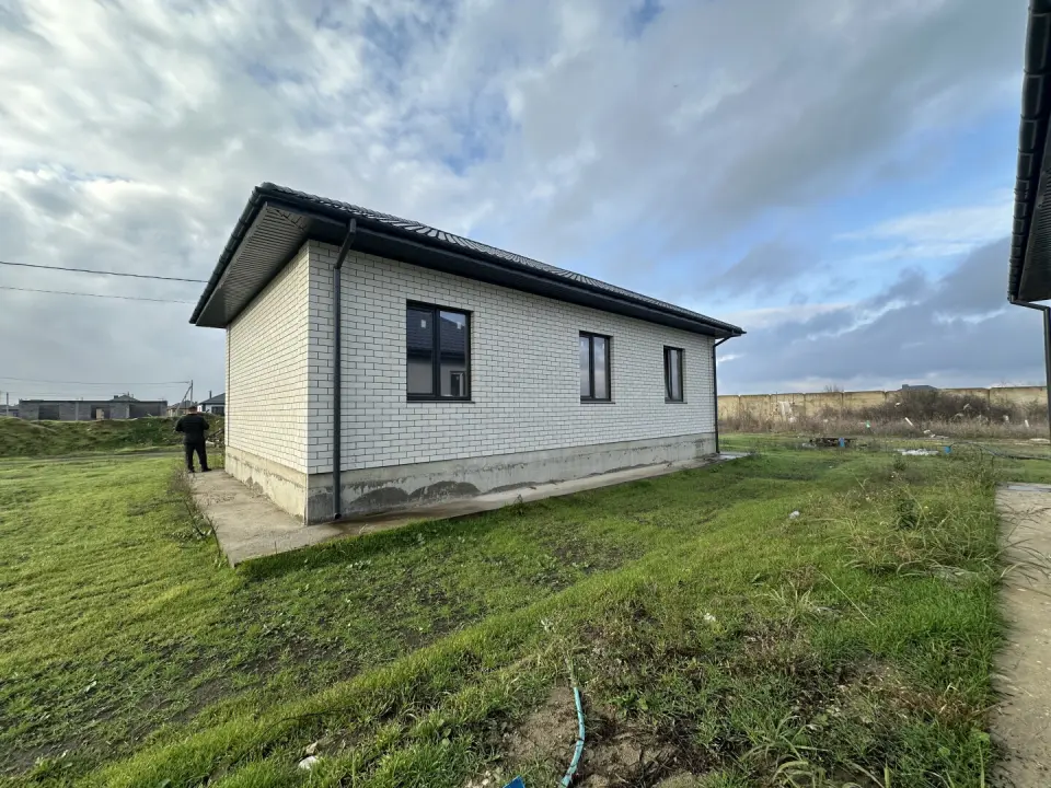 1-этажный дом, 100 м² на 4 сот. в Крымске
