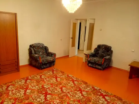 2-комн. квартира, 61 м², 1/6 этаж