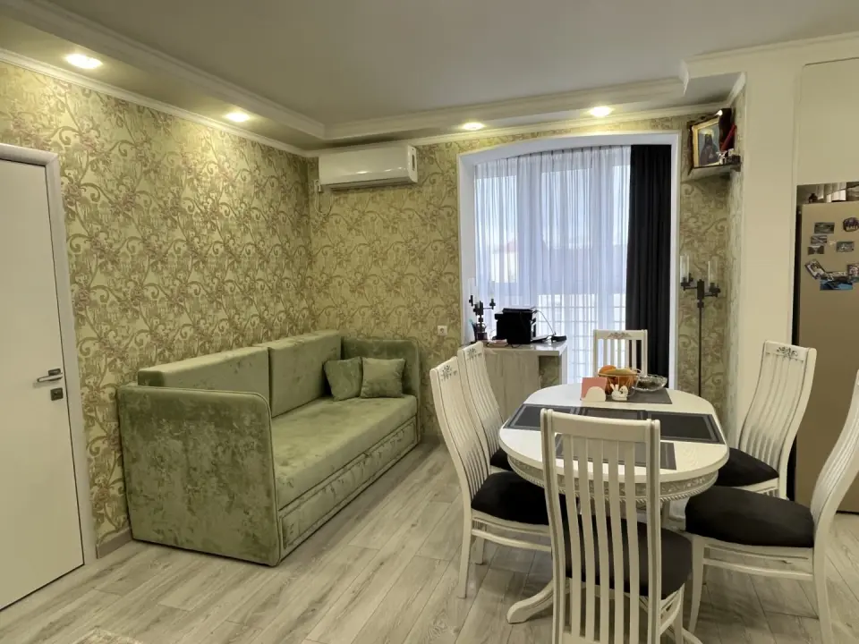 2-комн. квартира, 75 м² в Крымске