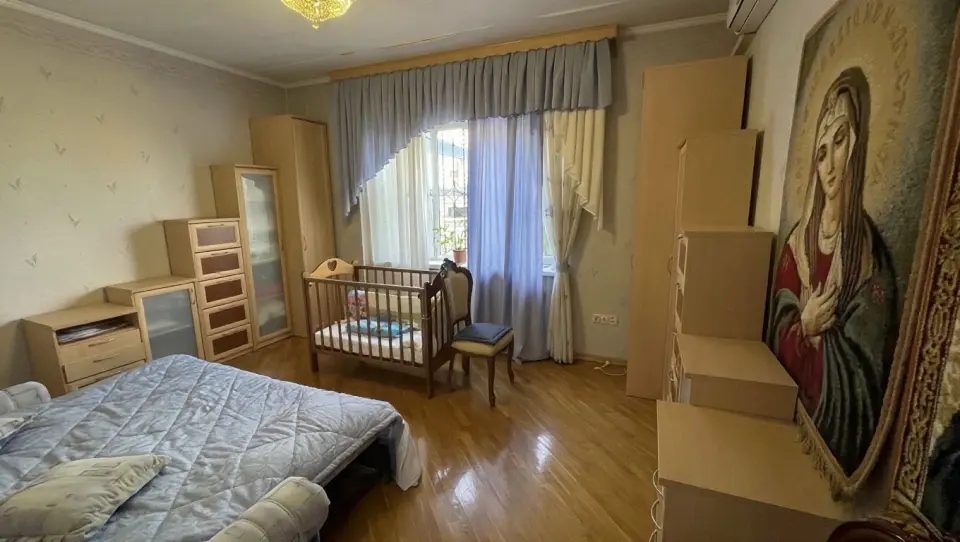 2-этажный дом, 304,8 м² на 9,6 сот. в Крымске