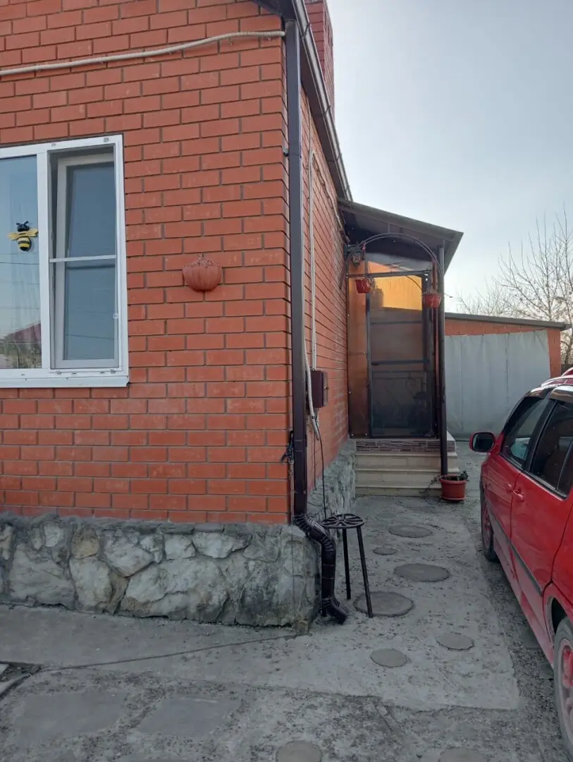 2-этажный дом, 123 м² на 10 сот. в Крымске