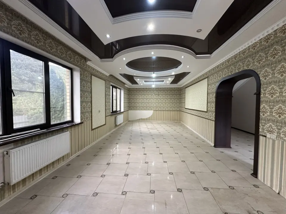 2-этажный дом, 200 м² на 11 сот. в Нижнебаканская ст-це