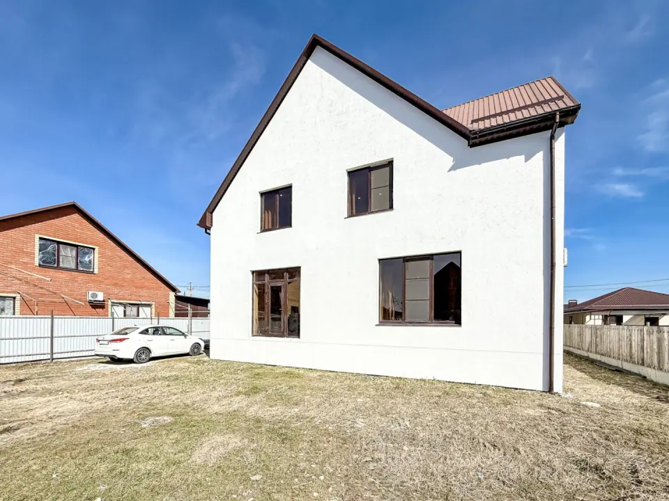 2-этажный дом, 220 м² на 6 сот. в Крымске