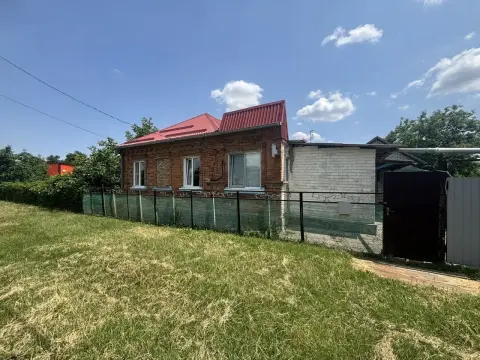 Дом, 70 м², 4 сот.