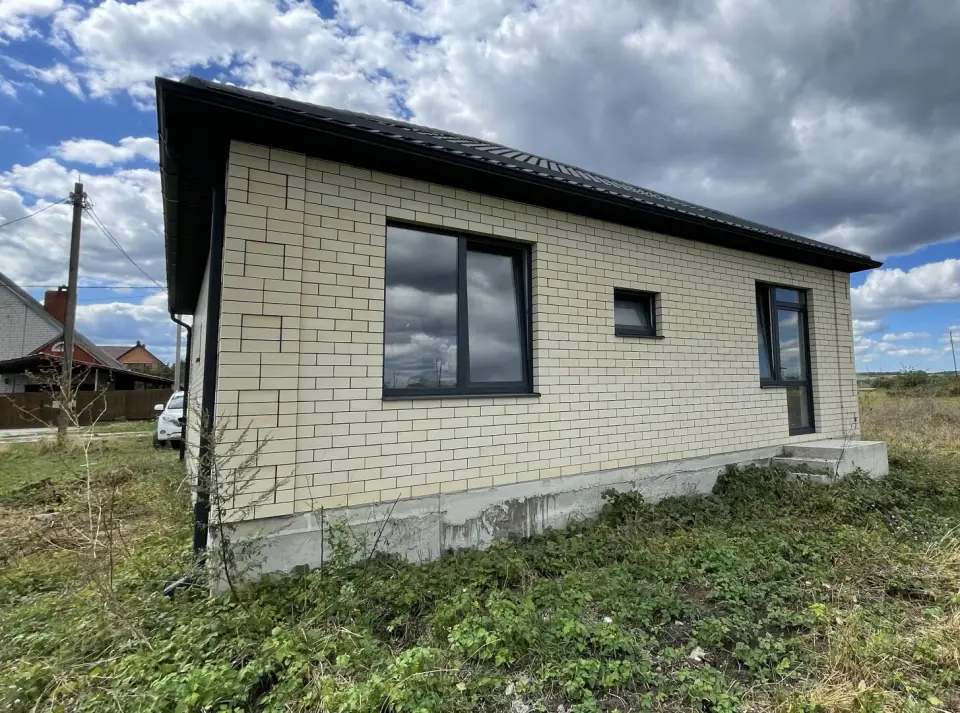 1-этажный дом, 90 м² на 5,5 сот. в Новоукраинский х.