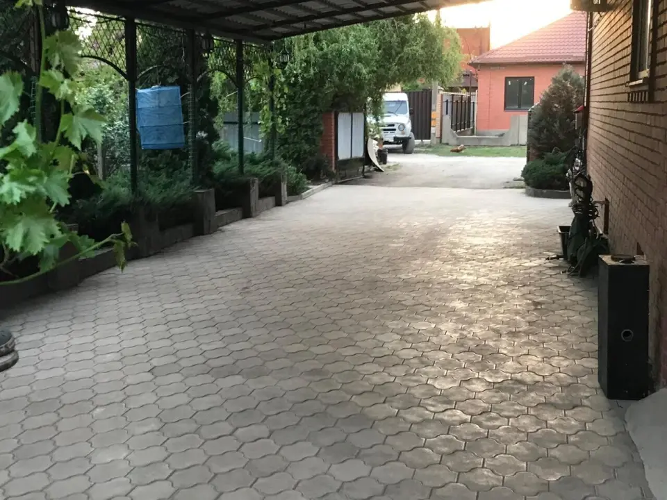 3-этажный дом, 149 м² на 6 сот. в Крымске