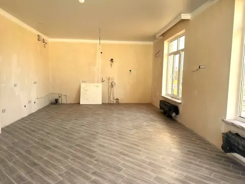 Дом, 95 м², 4,8 сот.