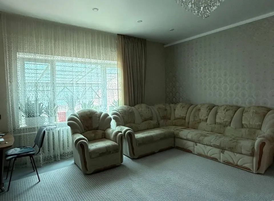 2-этажный дом, 250 м² на 6 сот. в Крымске