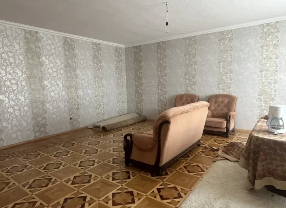 2-этажный дом, 363 м² на 20 сот. в Новоукраинский х.