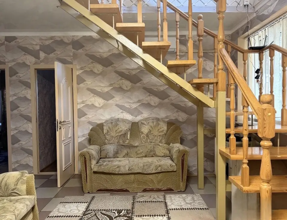 2-этажный дом, 168 м² на 5 сот. в Крымске