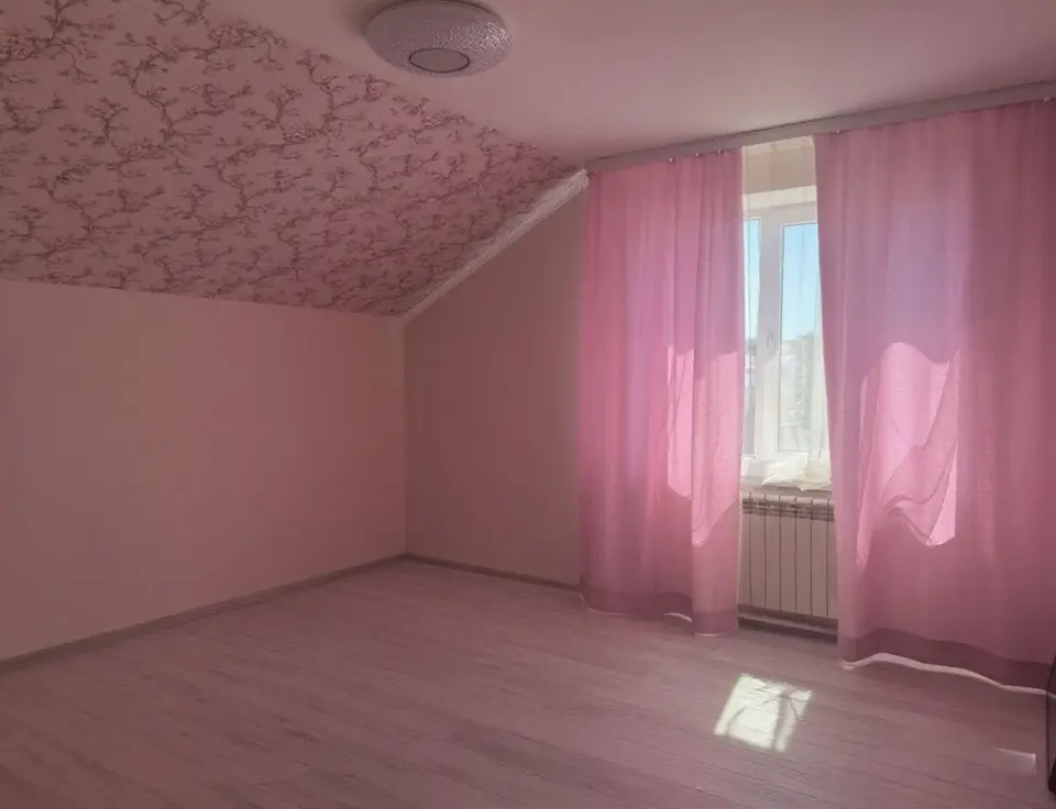 2-этажный дом, 168 м² на 5 сот. в Крымске