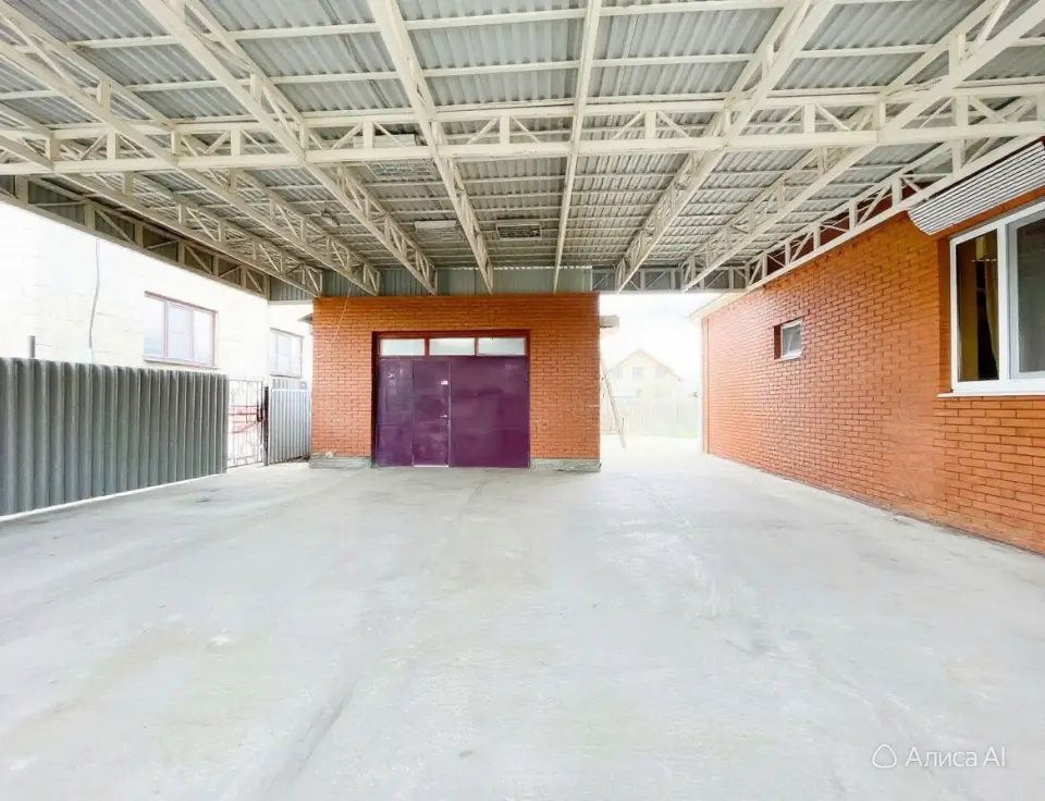 2-этажный дом, 230 м² на 5 сот. в Крымске