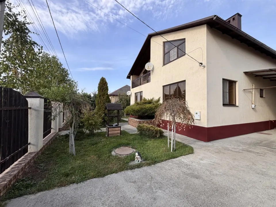 2-этажный дом, 184,9 м² на 6 сот. в Крымске