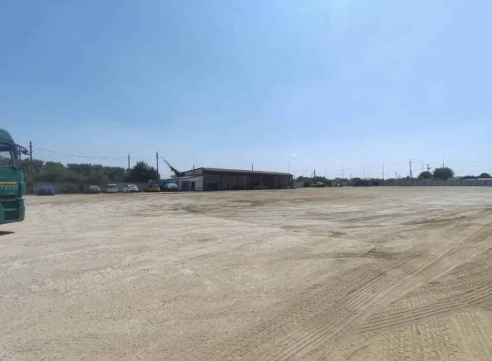 Готовый бизнес, 2200 м² в Новоукраинский х.