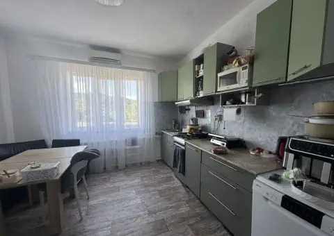 Дом, 108 м², 8 сот.