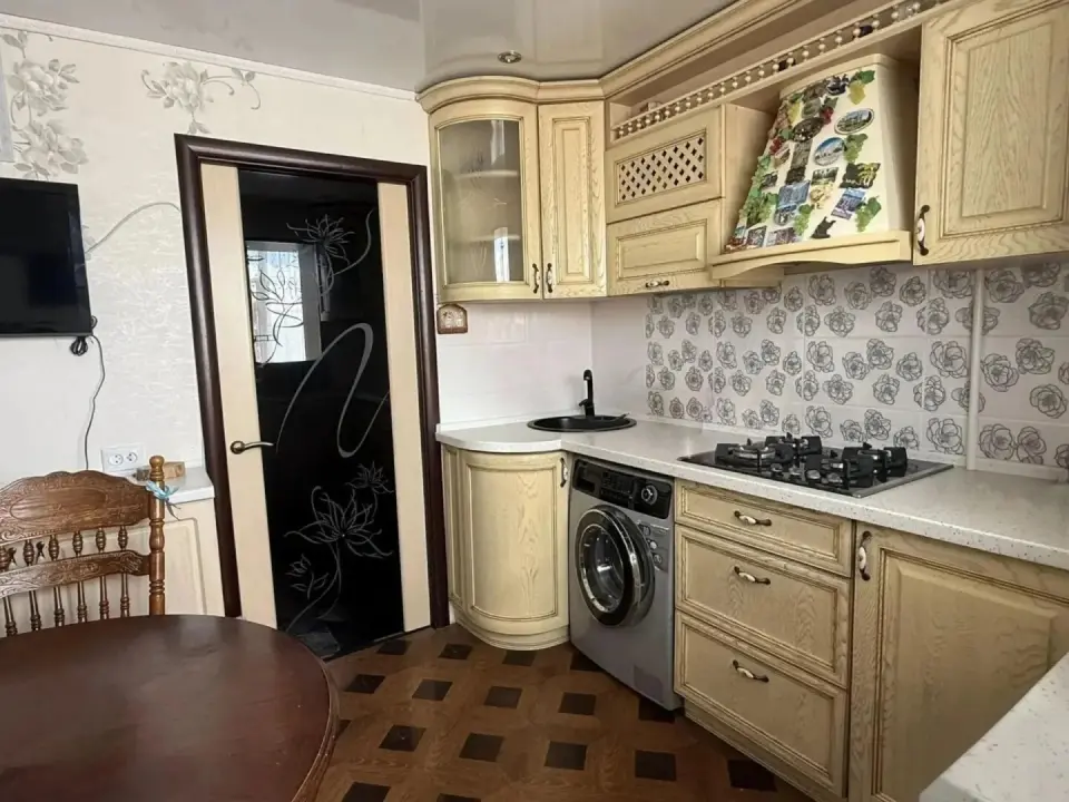 3-комн. квартира, 67 м² в Крымске