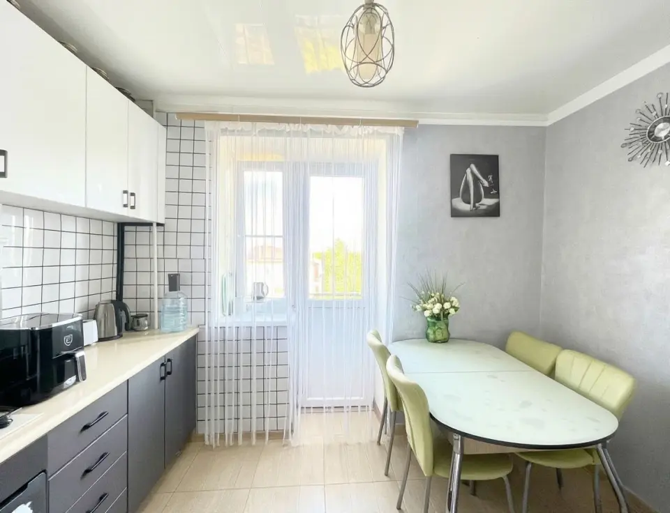 3-комн. квартира, 69 м² в Крымске