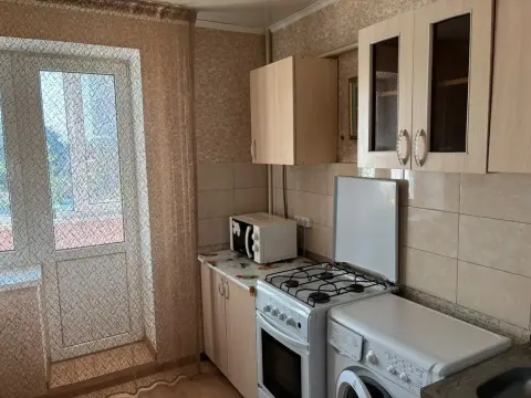 2-комн. квартира, 52 м², 2/5 этаж