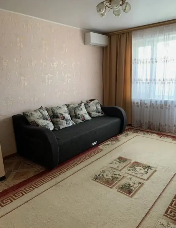 2-комн. квартира, 51 м² в Крымске