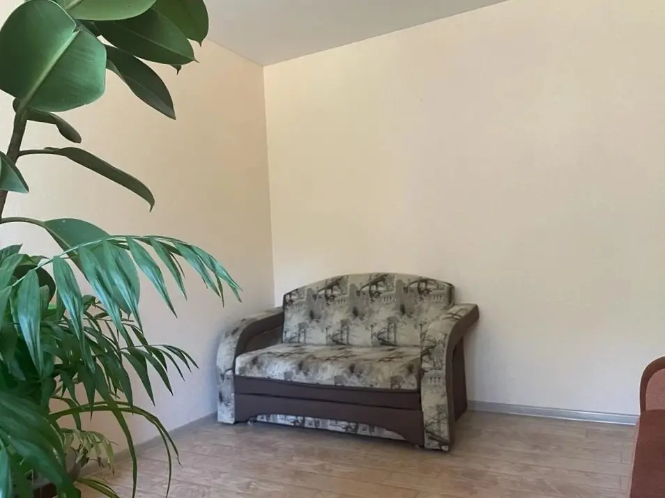 3-этажный дом, 230 м² на 10 сот. в Крымске