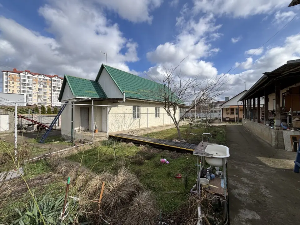 Гостиница, 600 м² в Крымске