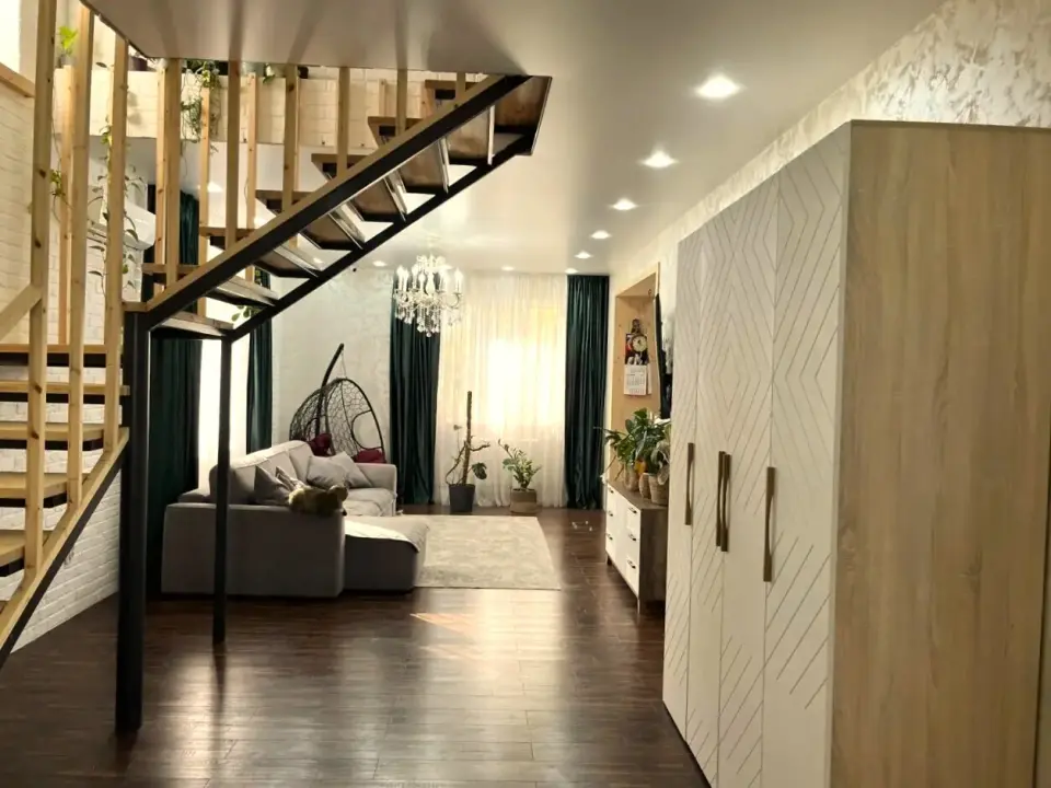 2-этажный дом, 237 м² на 6,6 сот. в Горный сад снте