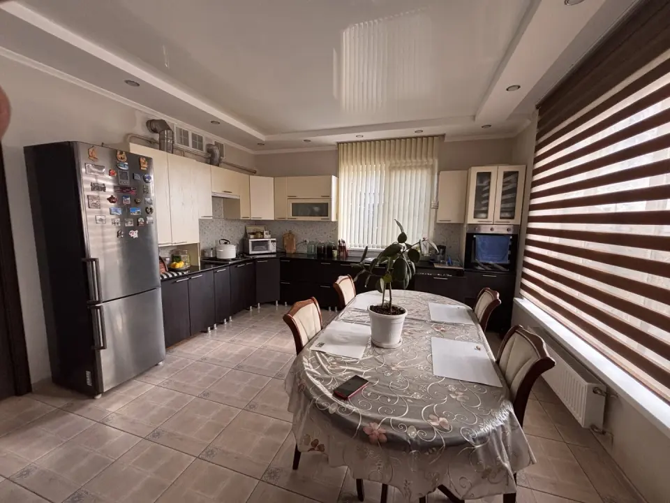 2-этажный дом, 184,9 м² на 6 сот. в Крымске