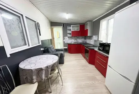 Дом, 140 м², 8 сот.