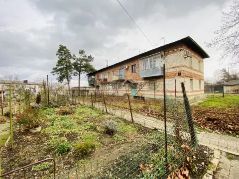 3-комн. квартира, 53 м², 2/2 этаж