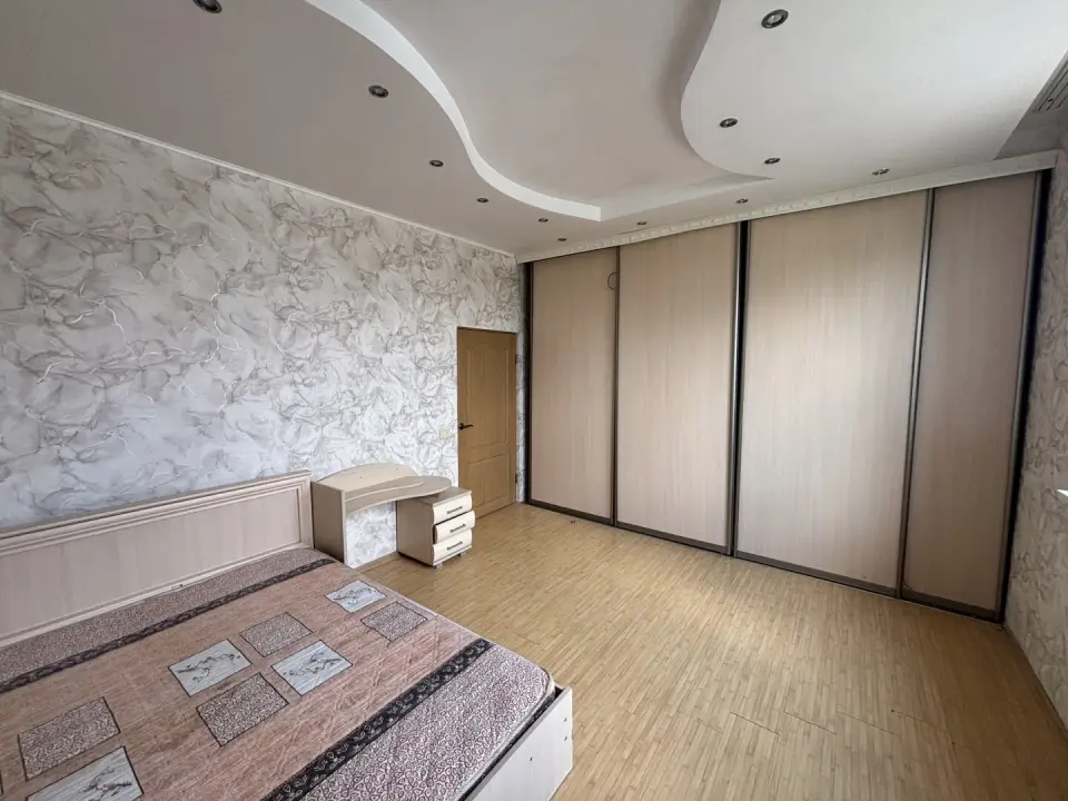 2-этажный дом, 240 м² на 6 сот. в Крымске
