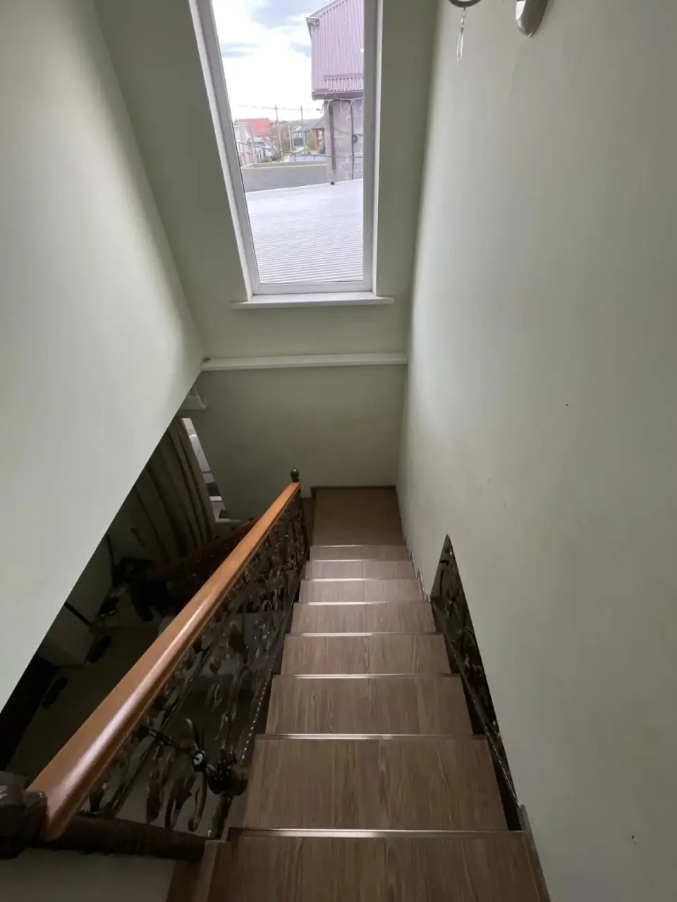 2-этажный дом, 230 м² на 5 сот. в Крымске