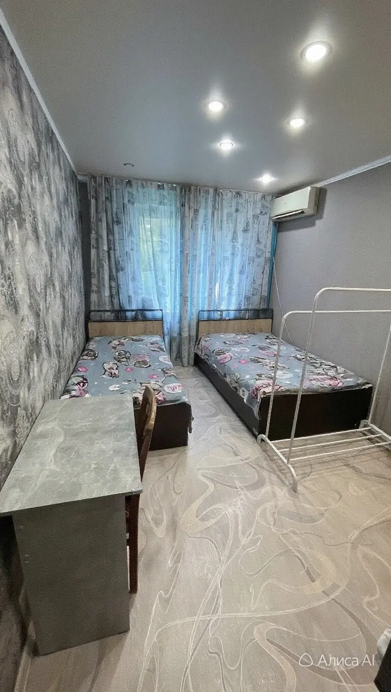 2-комн. квартира, 50,8 м² в Крымске
