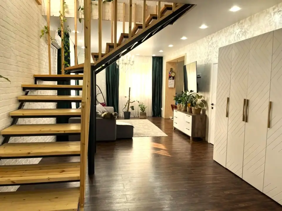 2-этажный дом, 237 м² на 6,6 сот. в Горный сад снте