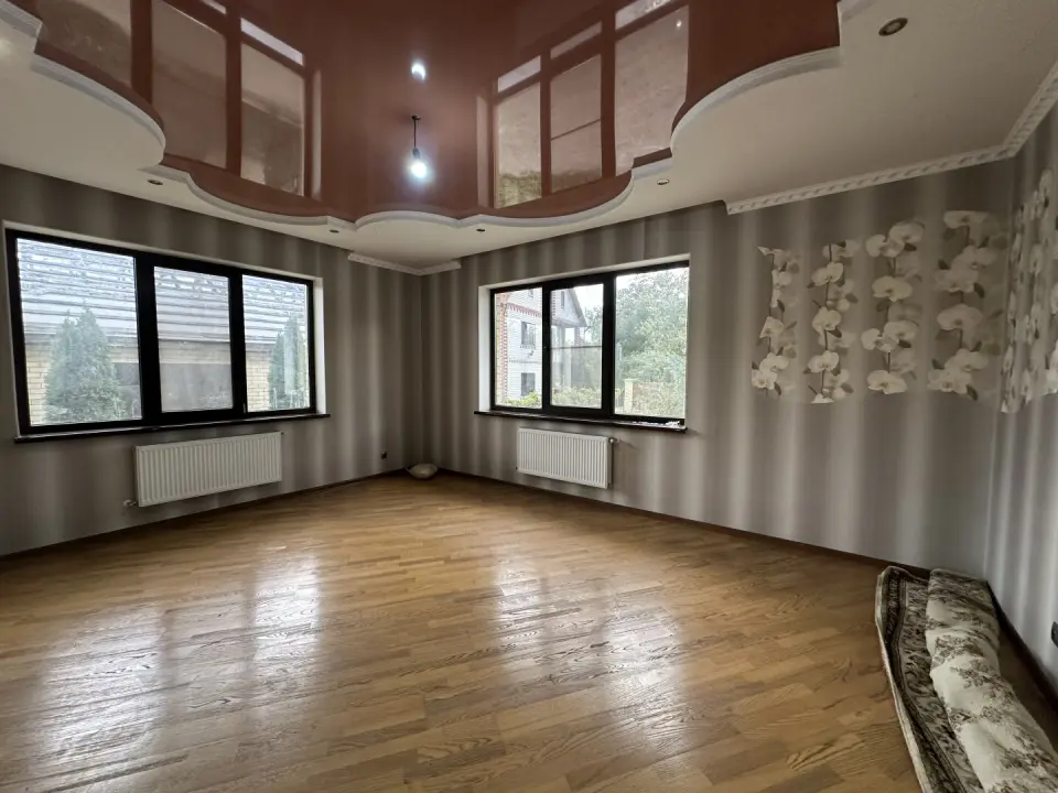 2-этажный дом, 200 м² на 11 сот. в Нижнебаканская ст-це
