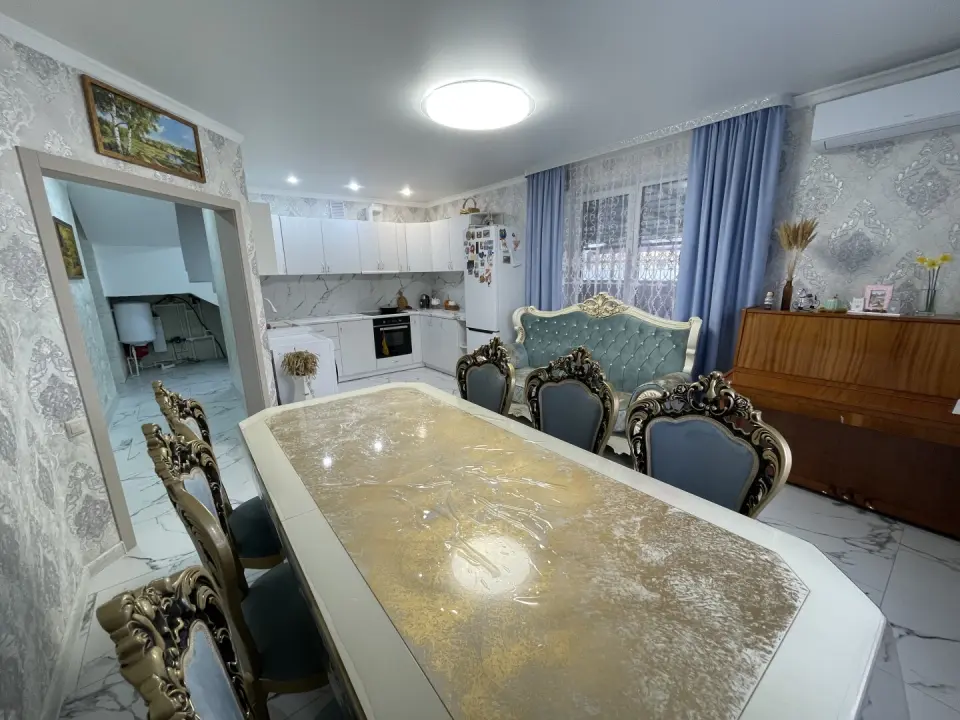 2-этажный дом, 122 м² на 4 сот. в Крымске