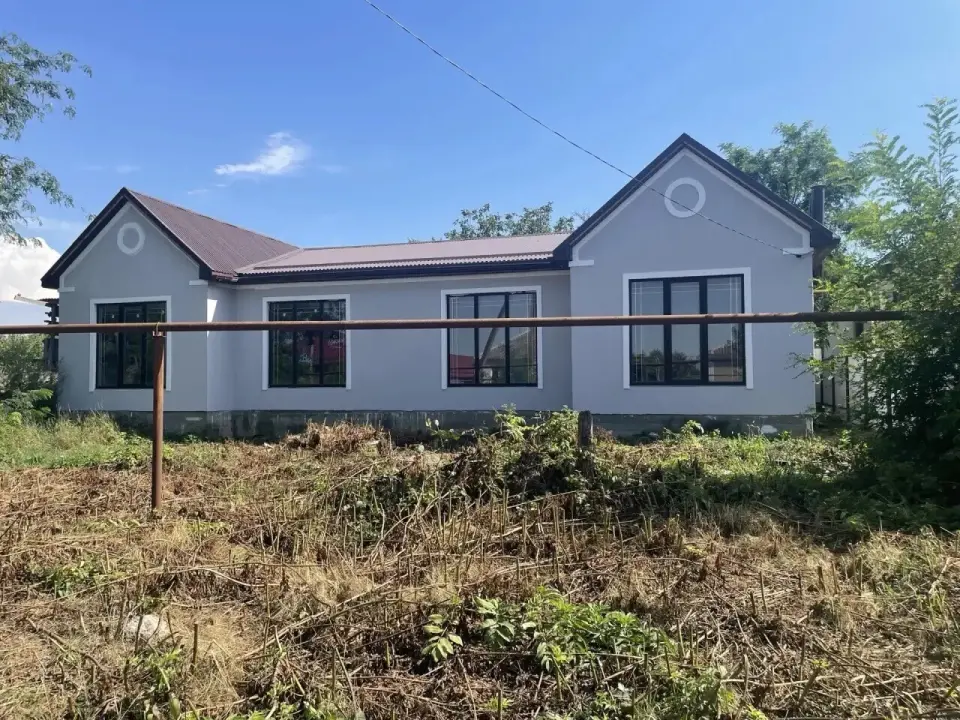 2-комн. квартира, 101,9 м² в Варениковская ст-це