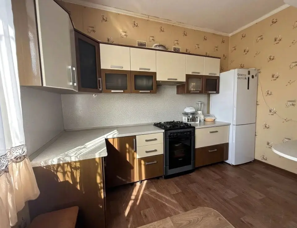 2-этажный дом, 342,5 м² на 8 сот. в Крымске