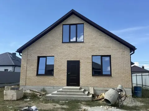 Дом, 140 м², 4 сот.