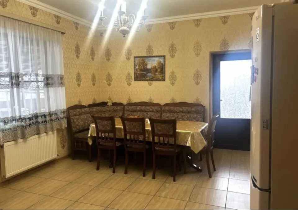 2-этажный дом, 187 м² на 4,8 сот. в Крымске
