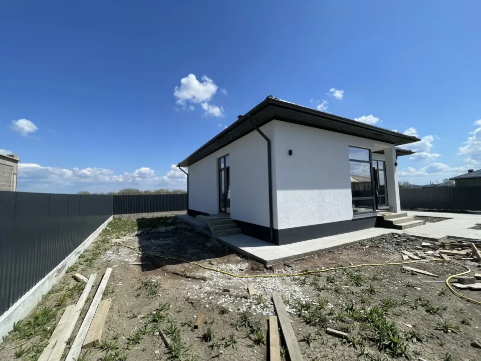 1-этажный дом, 97 м² на 4 сот. в Крымске