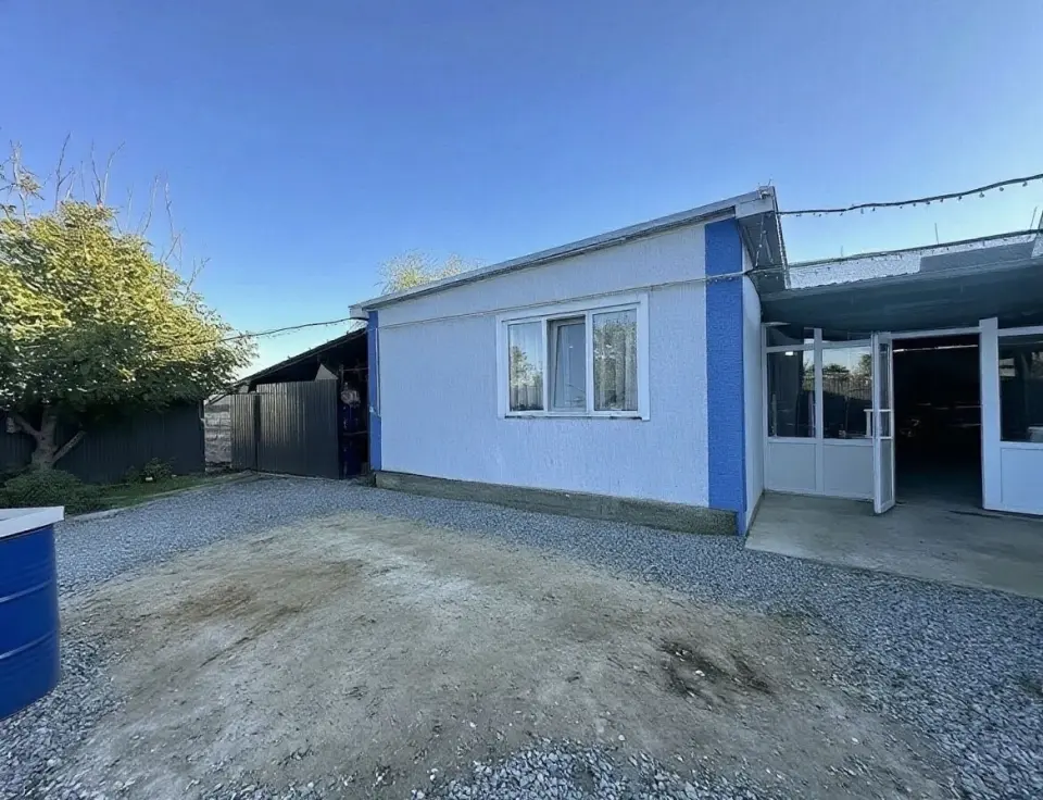 2-этажный дом, 120 м² на 25 сот. в Черноморский х.