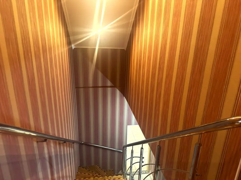 2-этажный дом, 330 м² на 9 сот. в Крымске