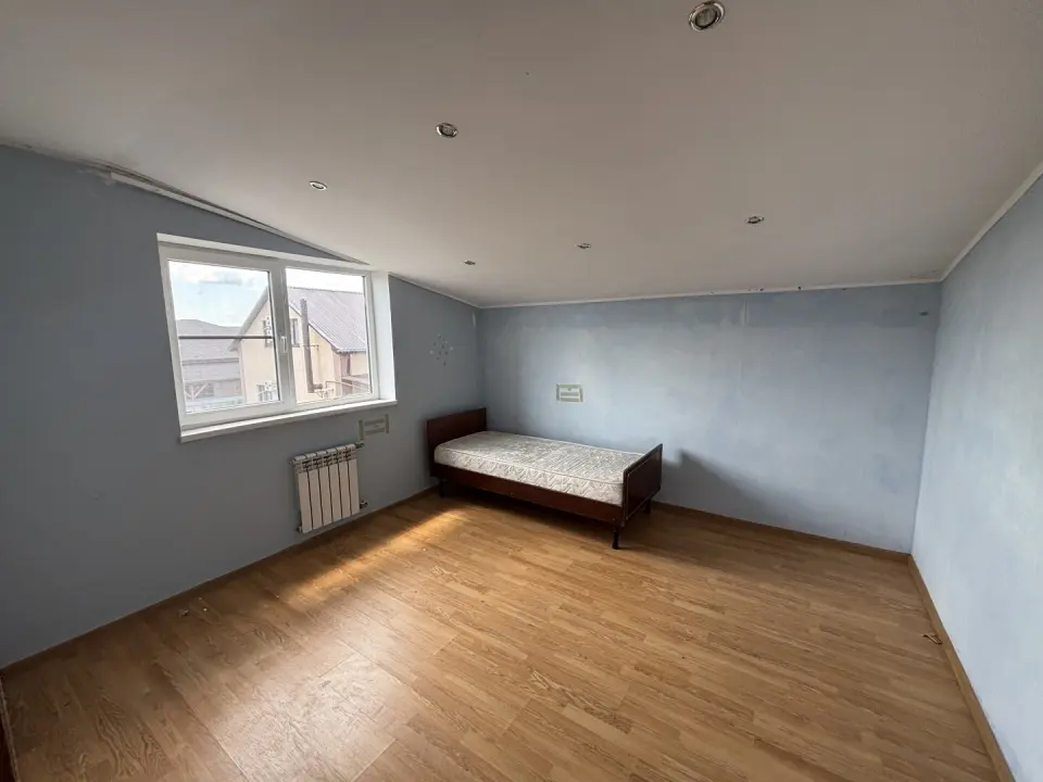 2-этажный дом, 240 м² на 6 сот. в Крымске