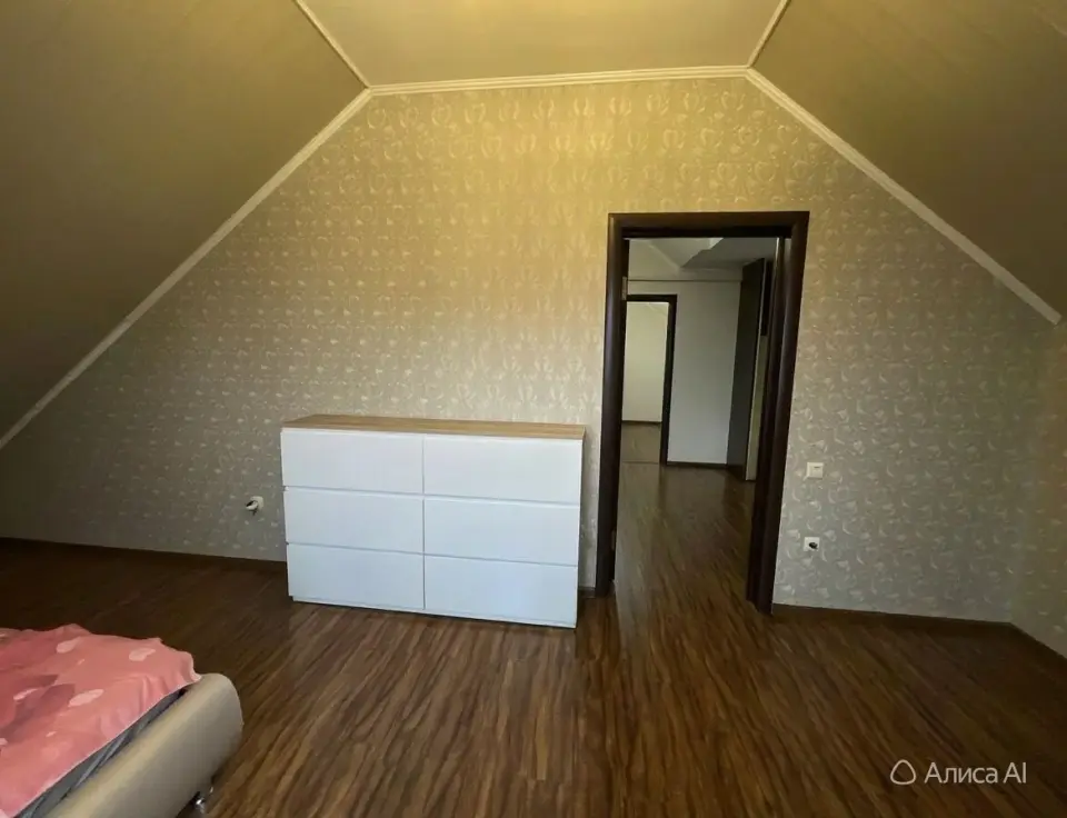 2-этажный дом, 230 м² на 5 сот. в Крымске