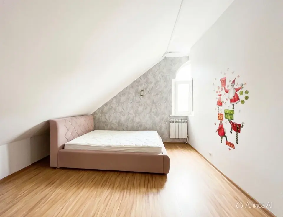 2-этажный дом, 230 м² на 5 сот. в Крымске