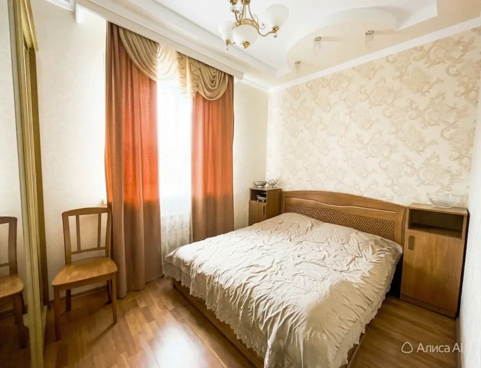 2-этажный дом, 230 м² на 5 сот. в Крымске
