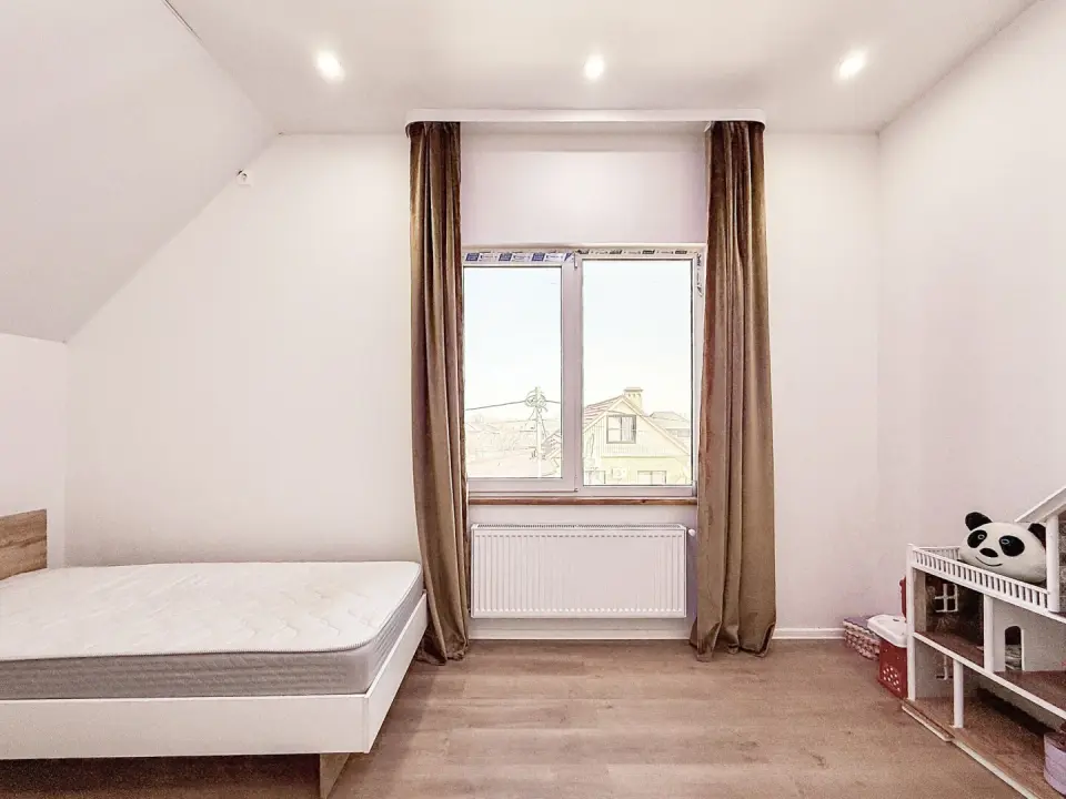 2-этажный дом, 220 м² на 6 сот. в Крымске